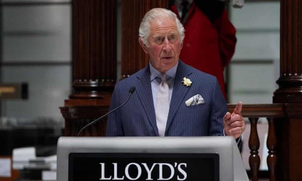 Image du prince Charles entrain de faire un discours sur les assurance chez Lloyd's